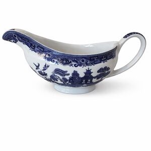 Blue Willow Gravy Boat by Johnson Brothers
